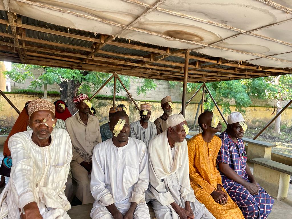 Dressing change queue
